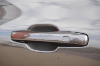 Thumbnail Mobil 8