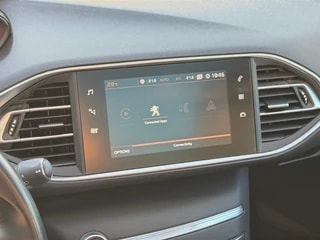 Thumbnail Mobil 8