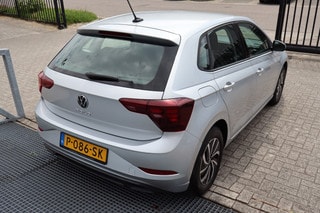 Thumbnail Mobil 8
