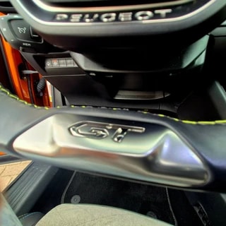 Thumbnail Mobil 10