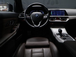 Thumbnail Mobil 10