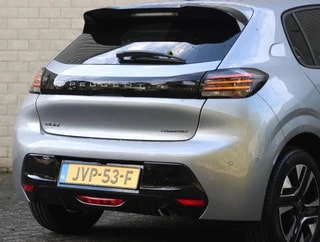 Thumbnail Mobil 6