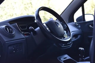 Thumbnail Mobil 10
