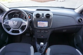 Thumbnail Mobil 8