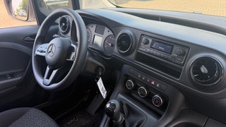 Thumbnail Mobil 8
