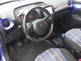 Thumbnail Mobil 7