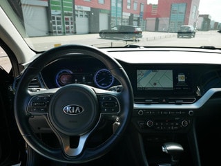 Thumbnail Mobil 4