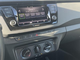 Thumbnail Mobil 10