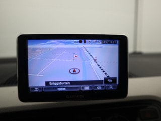Thumbnail Mobil 10