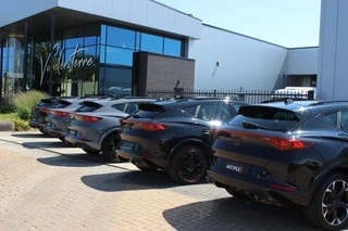Thumbnail Mobil 10