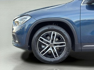 Thumbnail Mobil 7
