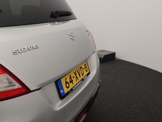Thumbnail Mobil 6
