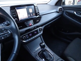 Thumbnail Mobil 10