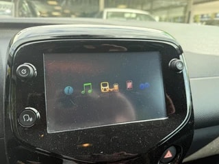 Thumbnail Mobil 6
