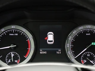 Thumbnail Mobil 8