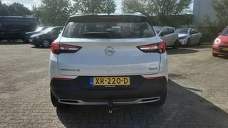 Thumbnail Mobil 3