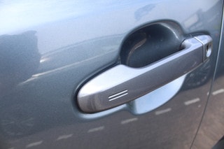 Thumbnail Mobil 3