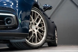 Thumbnail Mobil 10