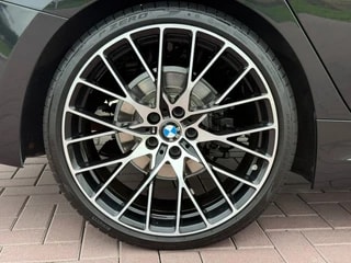 Thumbnail Mobil 10