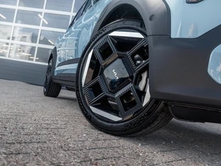 Thumbnail Mobil 4