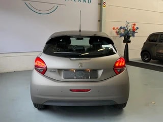 Thumbnail Mobil 10