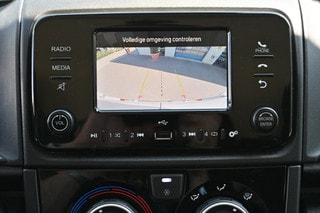 Thumbnail Mobil 6