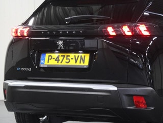 Thumbnail Mobil 8