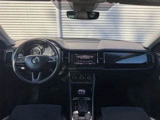 Thumbnail Mobil 8