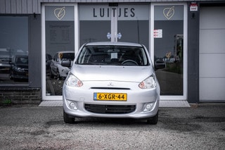 Thumbnail Mobil 6