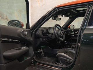 Thumbnail Mobil 4