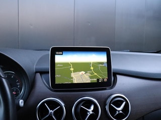 Thumbnail Mobil 6