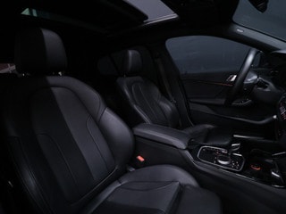 Thumbnail Mobil 7