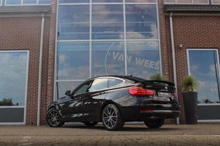 Thumbnail Mobil 4