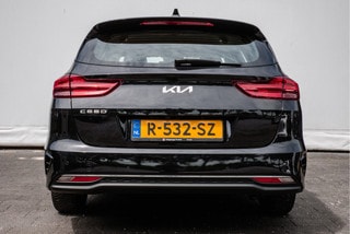 Thumbnail Mobil 8