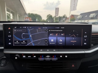 Thumbnail Mobil 8