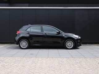 Thumbnail Mobil 4