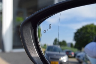 Thumbnail Mobil 9