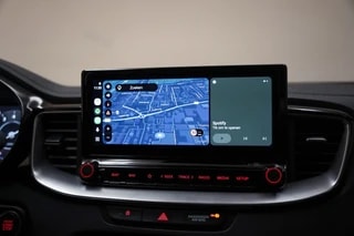Thumbnail Mobil 8