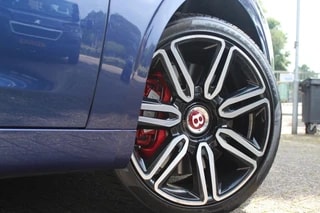 Thumbnail Mobil 6