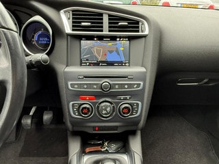 Thumbnail Mobil 10