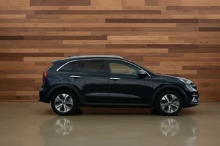 Thumbnail Mobil 6