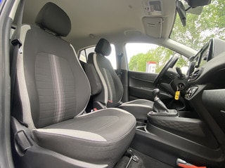 Thumbnail Mobil 6