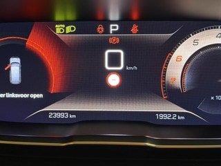 Thumbnail Mobil 8