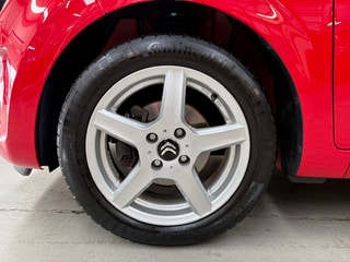 Thumbnail Mobil 4