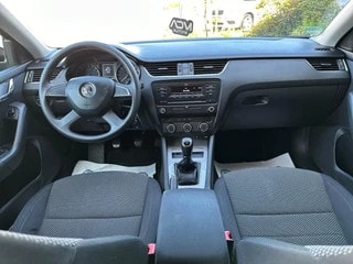 Thumbnail Mobil 4