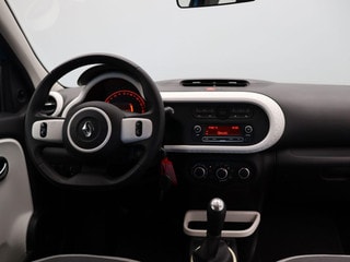Thumbnail Mobil 4