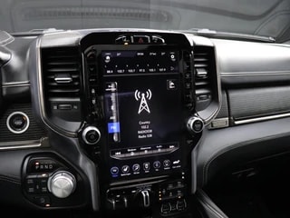 Thumbnail Mobil 6