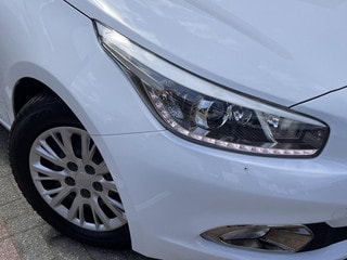 Thumbnail Mobil 7