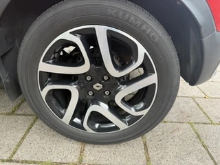 Thumbnail Mobil 7