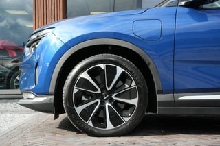 Thumbnail Mobil 10